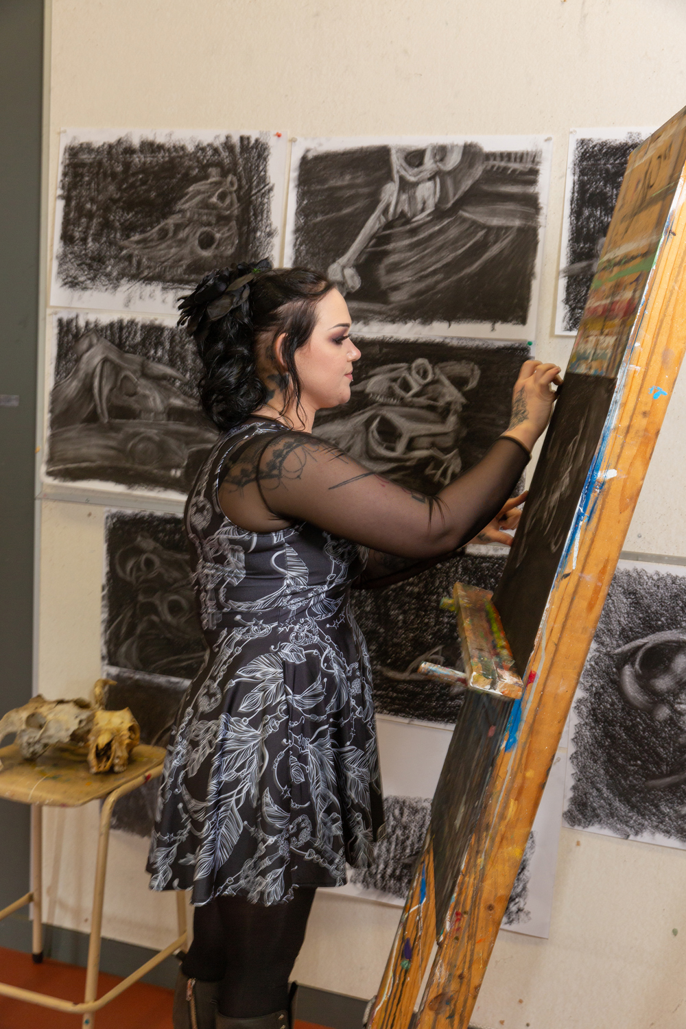 SWTAFE art student Katarena working on a charcoal piece