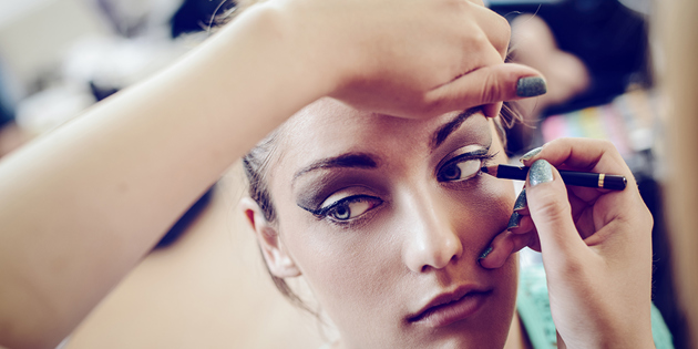 Make Up Artist